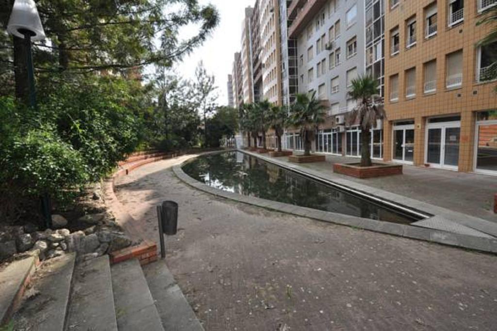 Apart Lisbon Pool Metro Garage Quarto foto